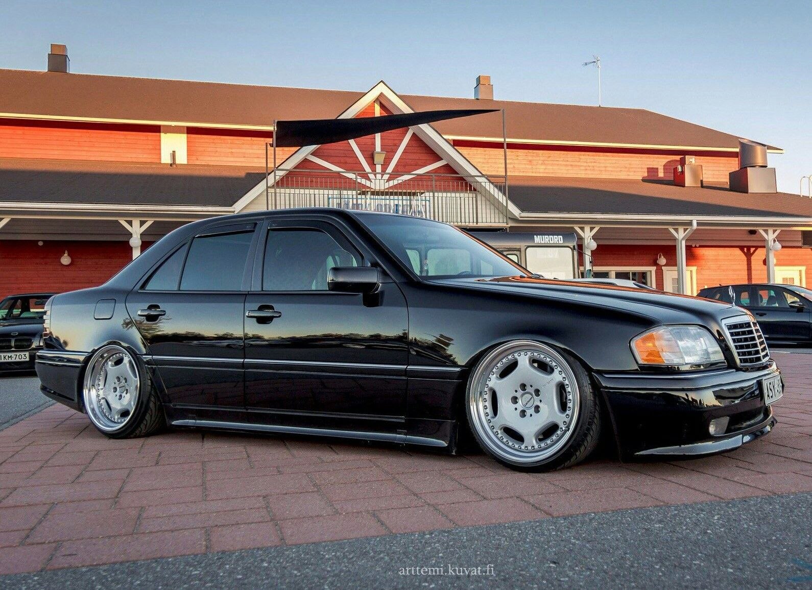 Mercedes w202. Mercedes Benz w202 stance. Mercedes w202 stance. W202 Brabus. W202.