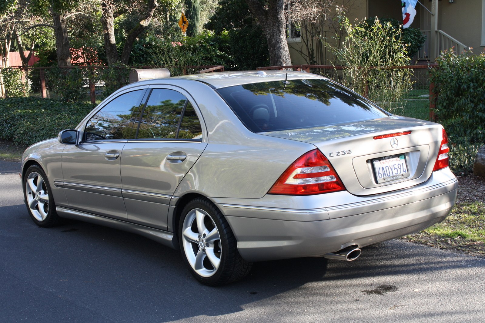 Mercedes c 230. Мерседес Бенц c 230. Mercedes-Benz c-class 2006. Mercedes c230 2006. Mercedes c class 2006.