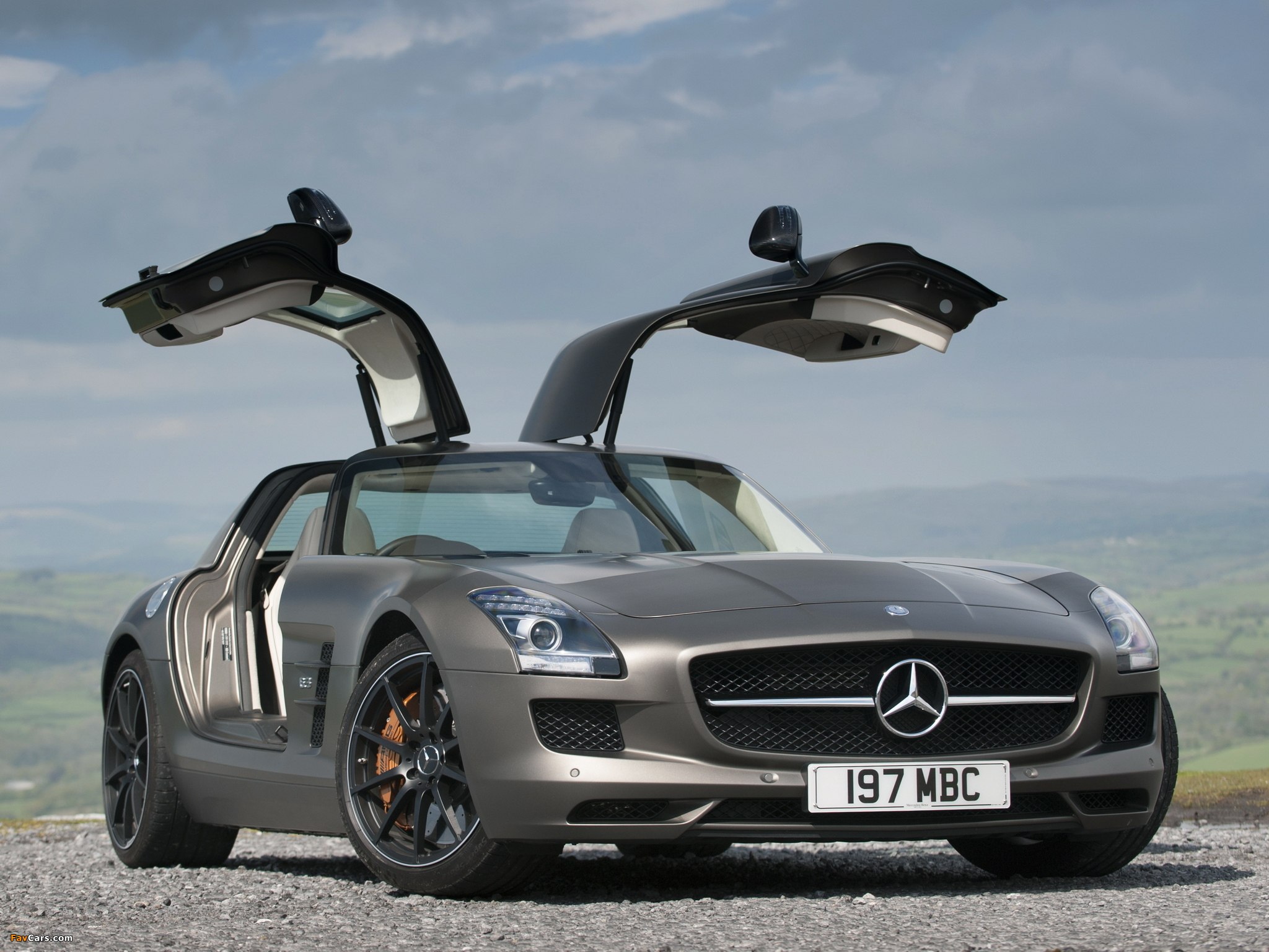 Mercedes benz sls. Мерседес СЛС 63 АМГ. Mercedes SLS AMG 2012. Mercedes SLS AMG gt. SLS AMG 10.