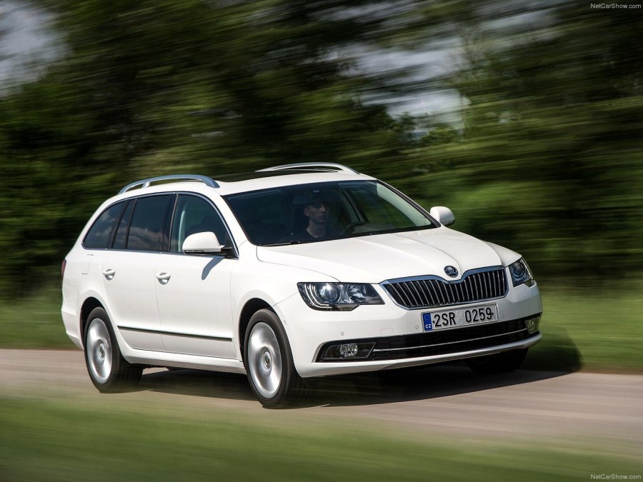 Skoda Superb Combi 2013