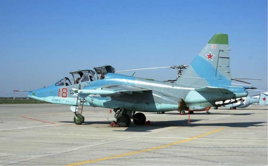 Учебно-тренировочные самолеты Су-25утг