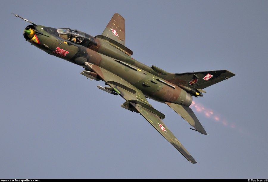 Су-11 истребитель