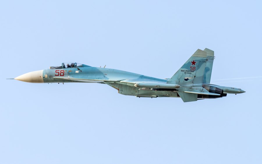 Самолет Су-27 семейство
