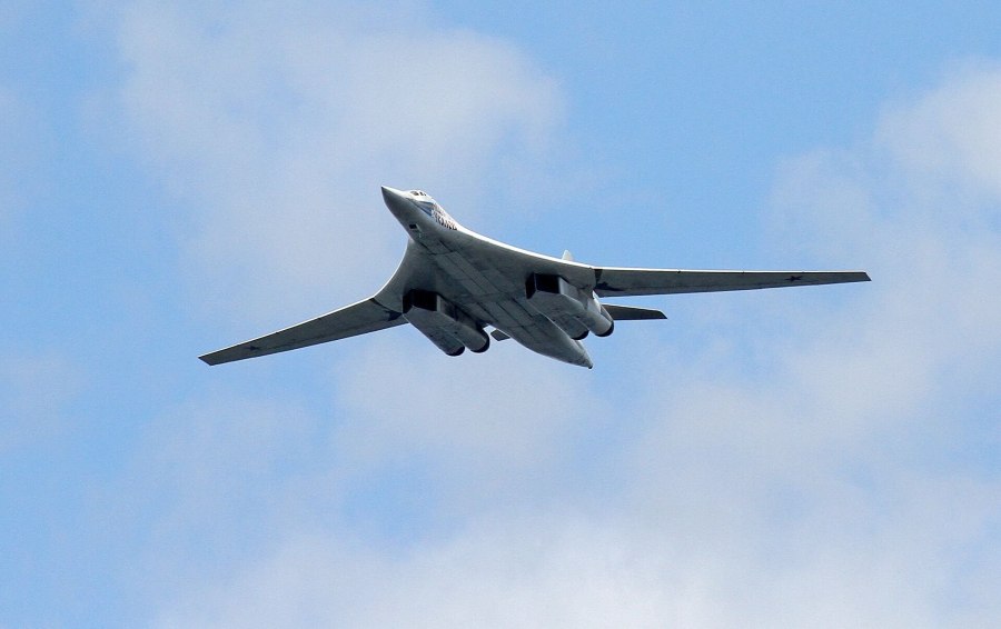 Сверхзвуковой бомбардировщик ту 160
