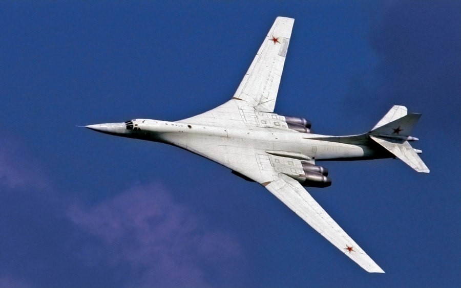 Белый лебедь самолет ту 160