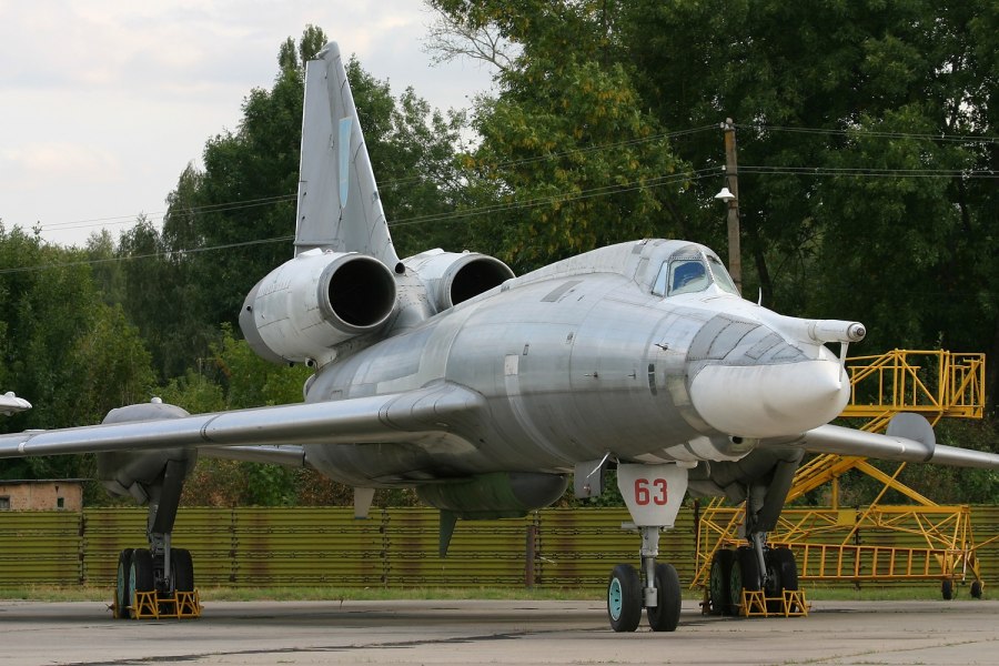 Ту 22