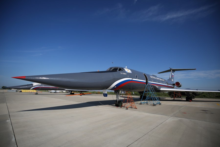 Самолет ту-134 УБЛ