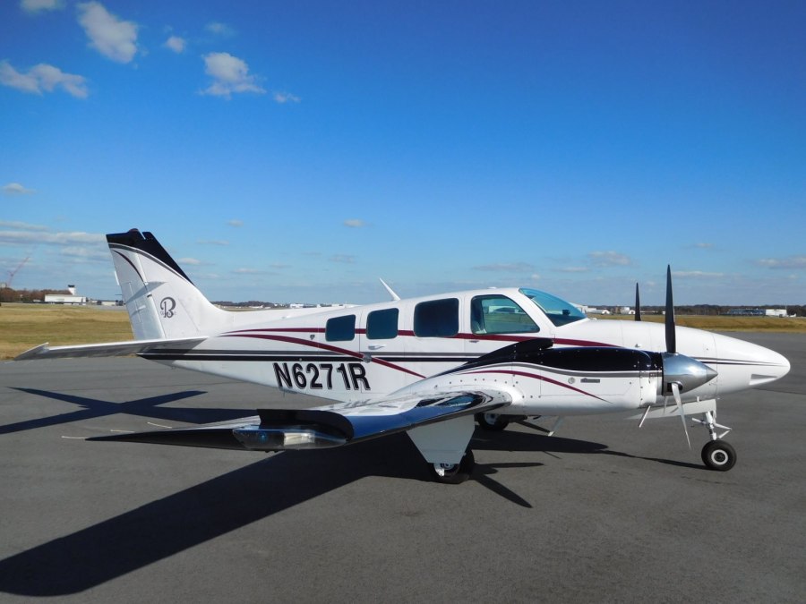 Beechcraft Baron b58