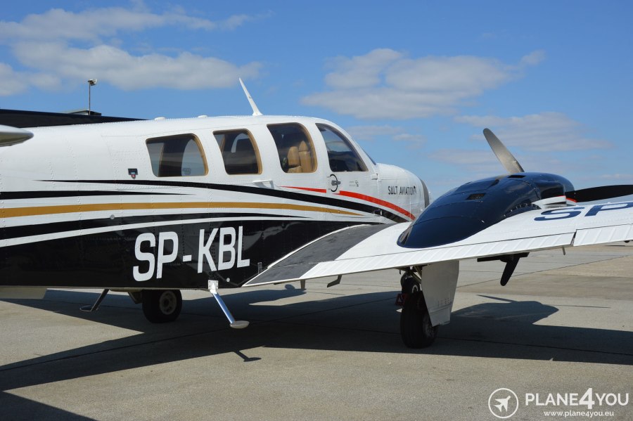 Beechcraft Baron g55