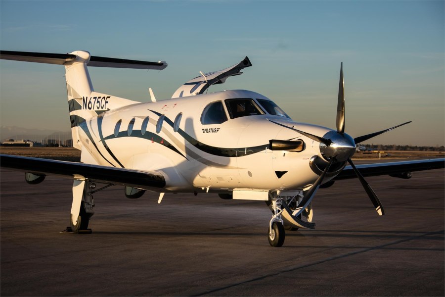 Beechcraft Baron самолет