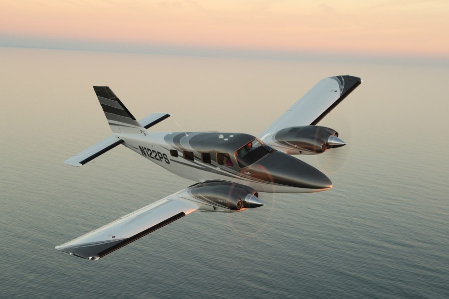 Beechcraft Baron b58