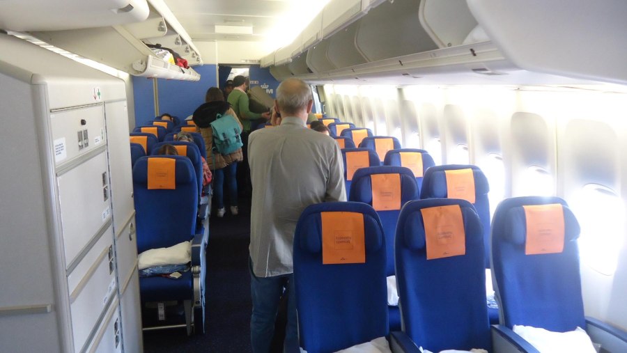 Боинг 777-200 салон