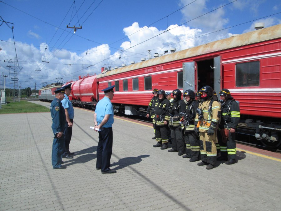 Пожарный поезд ФГП во ЖДТ