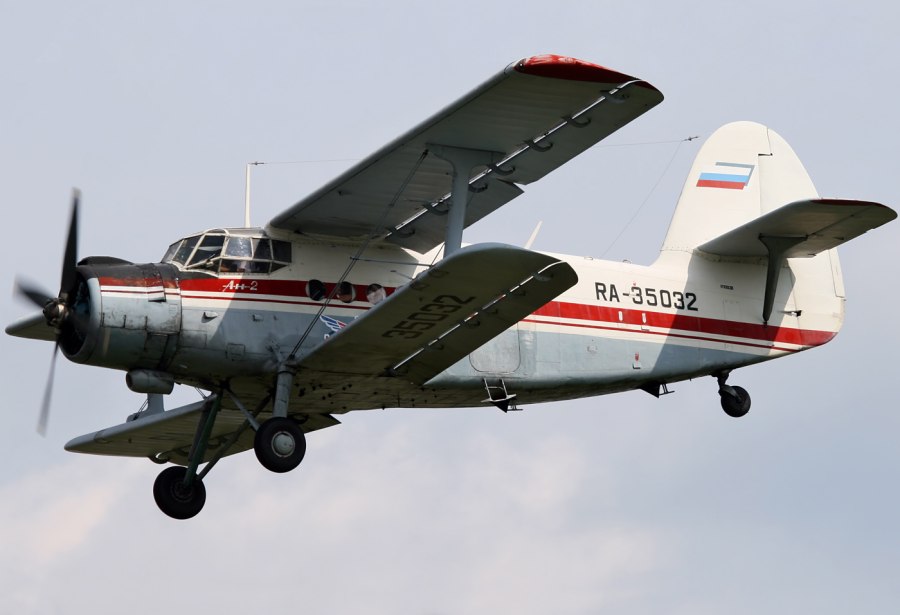 Самолёт АН-2