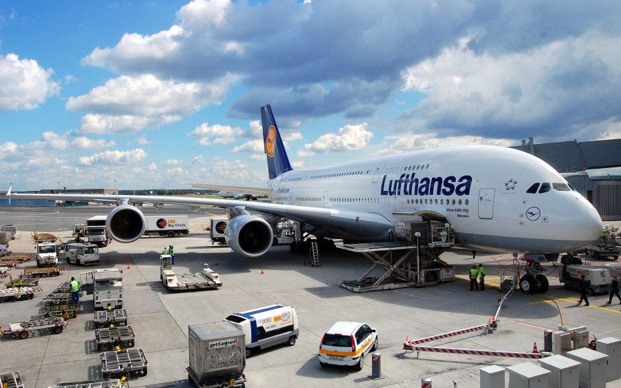 Самолёт Airbus a380