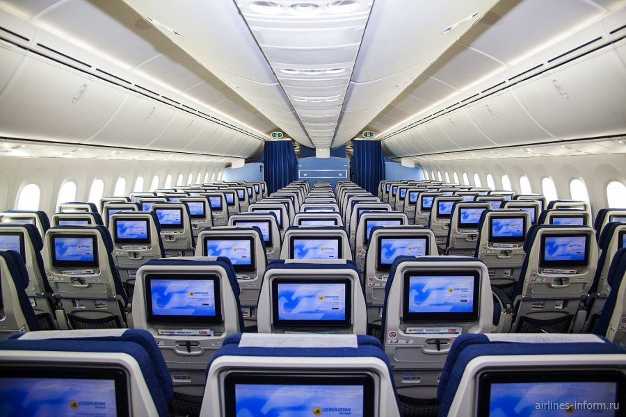 Boeing 787 Dreamliner Uzbekistan Airways салон
