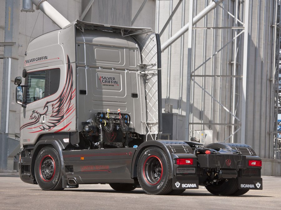 Scania r730 v8