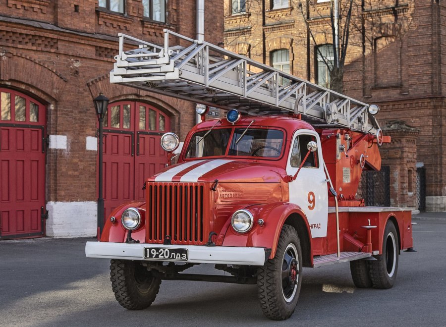 ГАЗ 51 автолестница