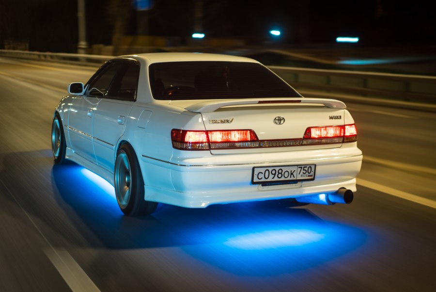 Toyota Mark 100 фендеры