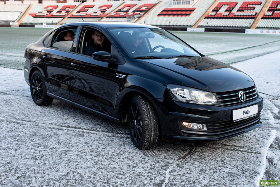 Volkswagen Polo sedan Black Edition