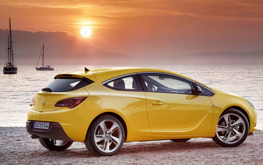 Opel Astra GTC 2014