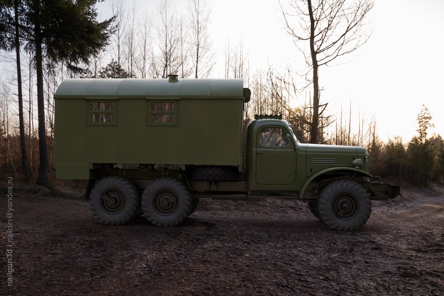 БРДМ-2 прожектор