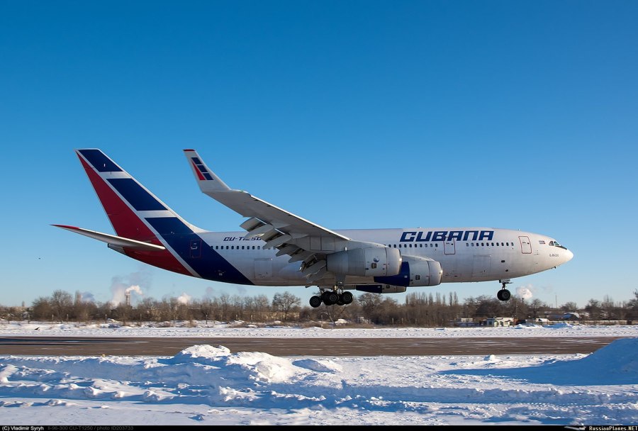 Ил-96-300 Cubana