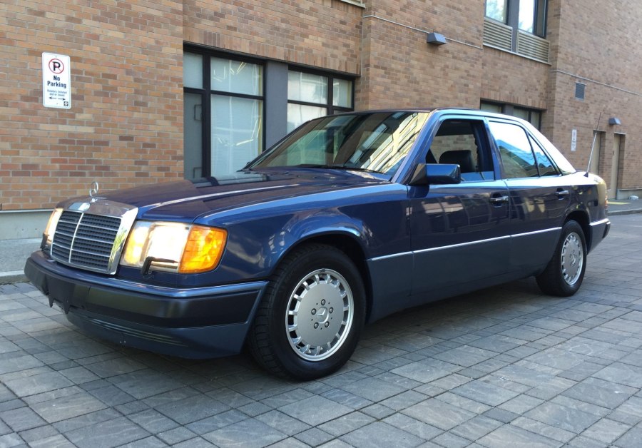 Мерседес w124 синий