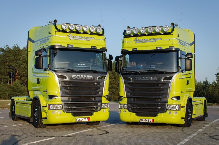 Тягач Scania r500