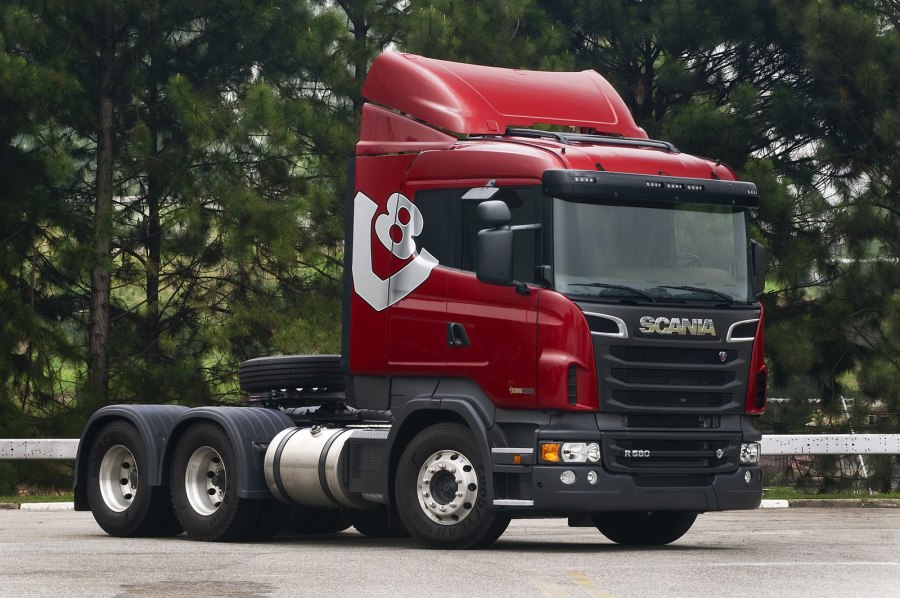 Тягач Scania r500