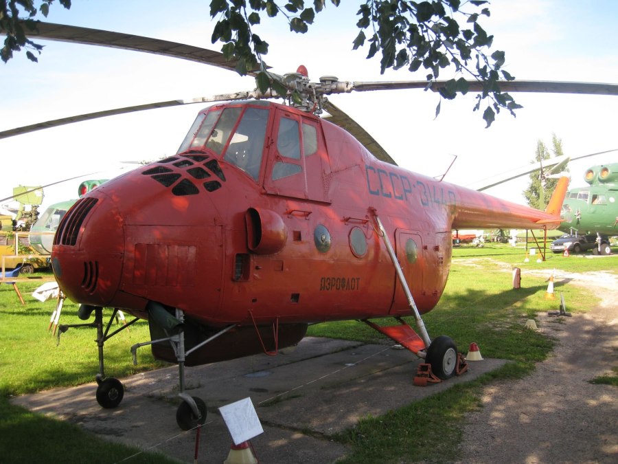 Вертолет ми-4ав