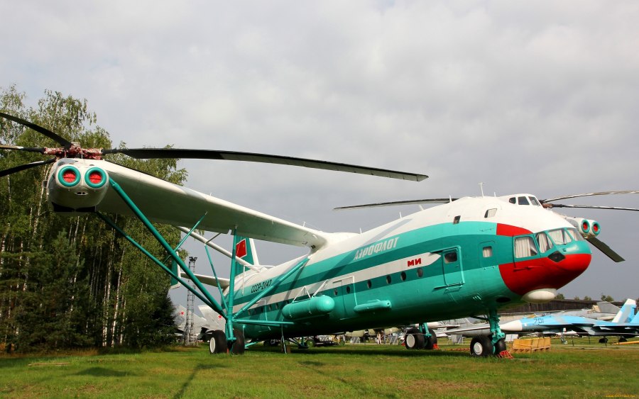 Ми-12 вертолёт