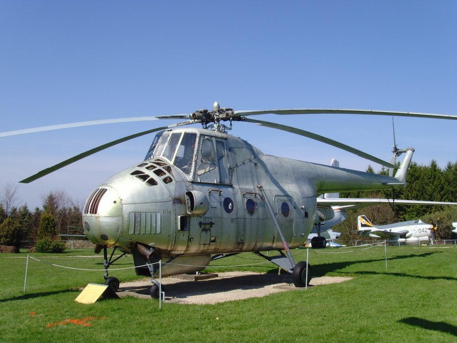 Вертолет ми-4ав