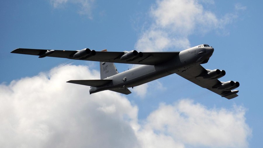 Б-52 самолет США