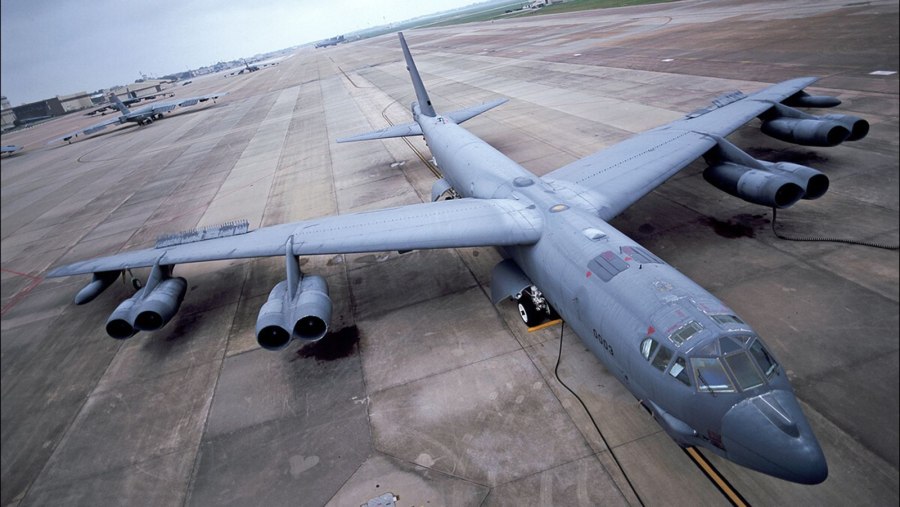 B 52 бомбардировщик