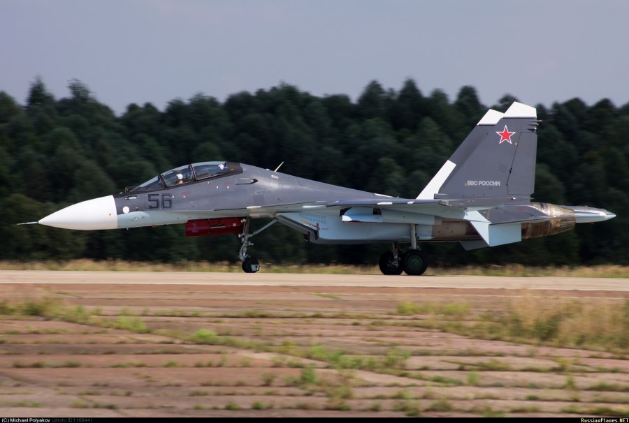 Истребитель Су-30см