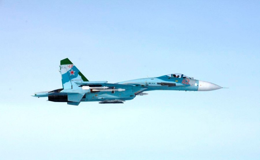 Самолет Су 27