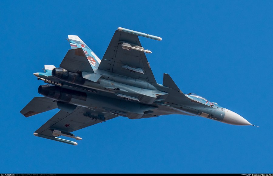 Су-33 борт 67