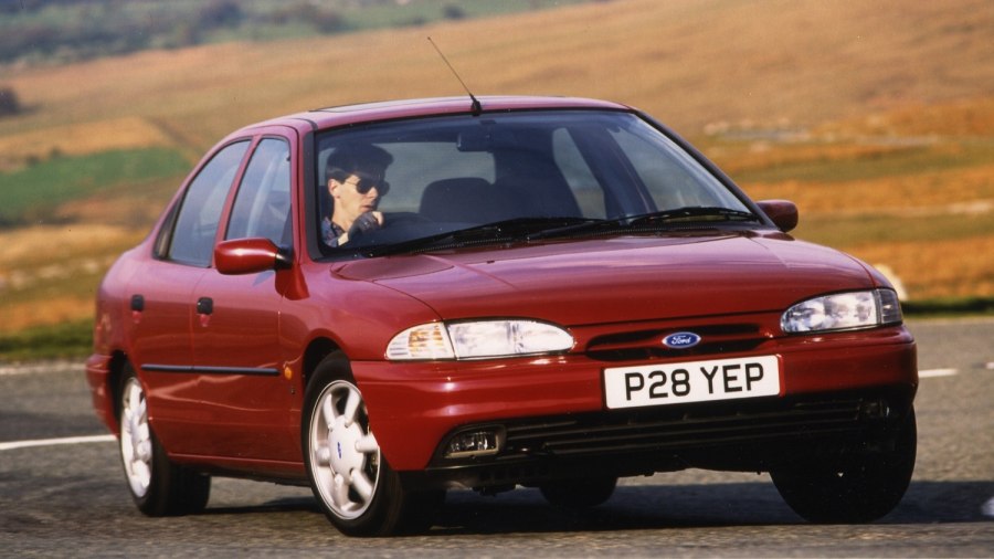 Ford Mondeo mk1