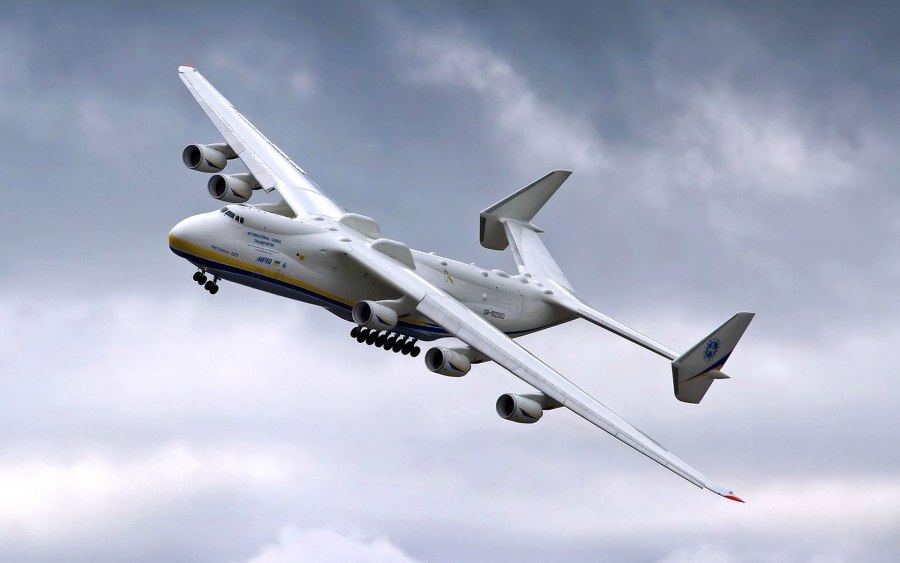 АН-225 Мрия