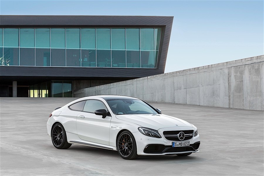 Mercedes Benz c63 AMG купе