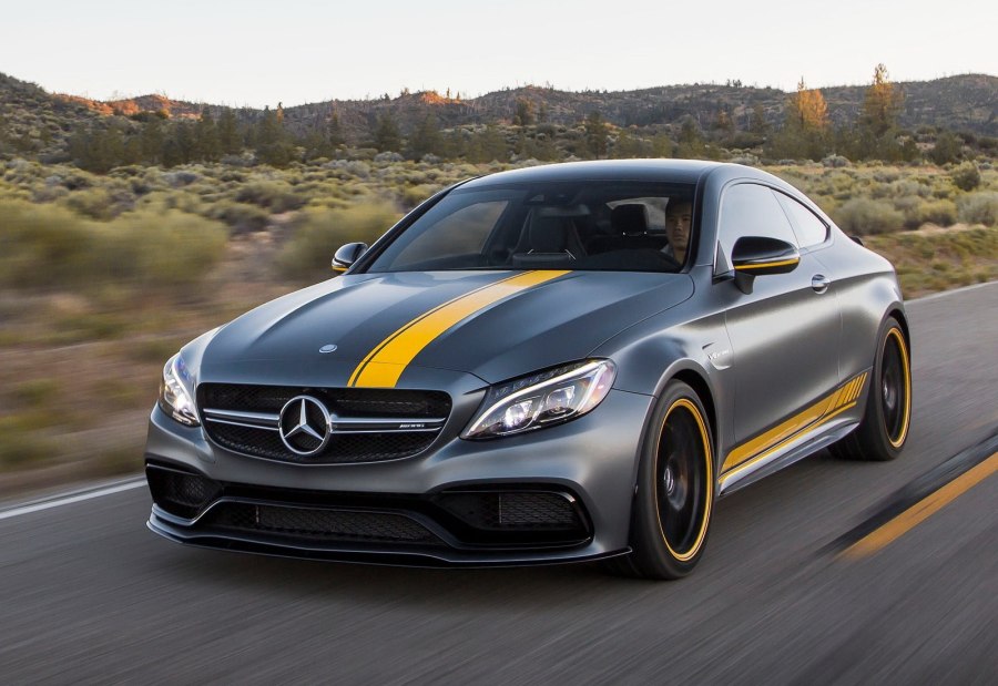 Мерседес Бенц с 63 AMG купе