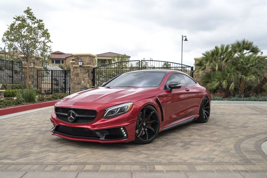 S Coupe 63 AMG красный