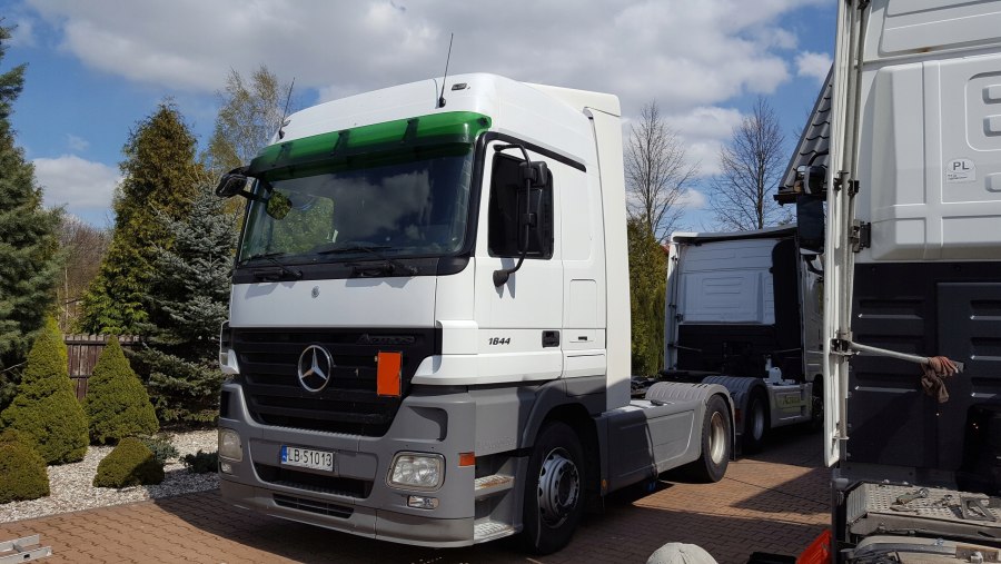 Ящик боковой Мерседес Actros