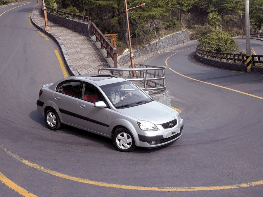 Kia Rio II хэтчбек (2005-2011)
