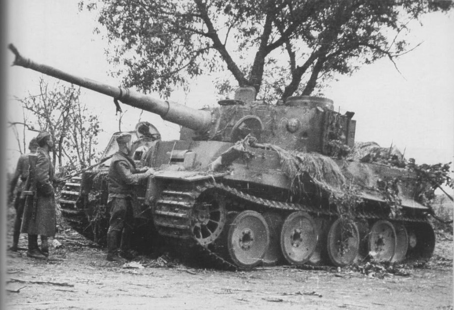 Танк тигр 1943