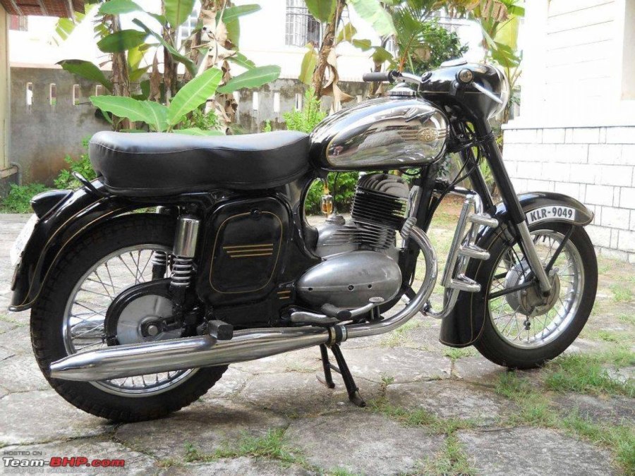 Jawa 360 черная