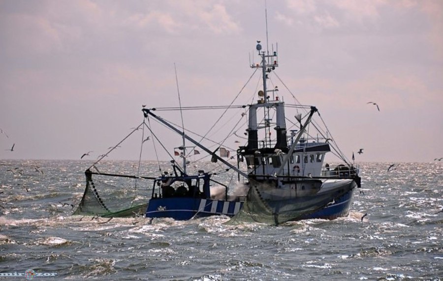 Рыболовецкие суда на Азовском море