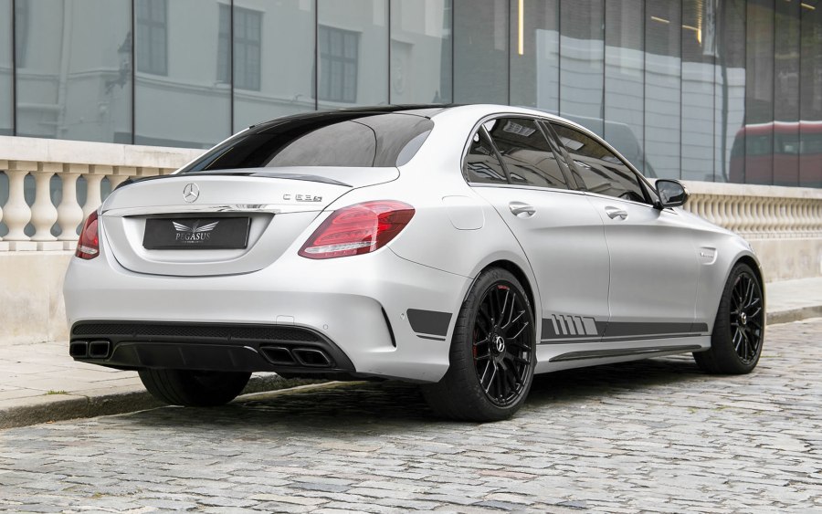 Мерседес Бенц c63s AMG