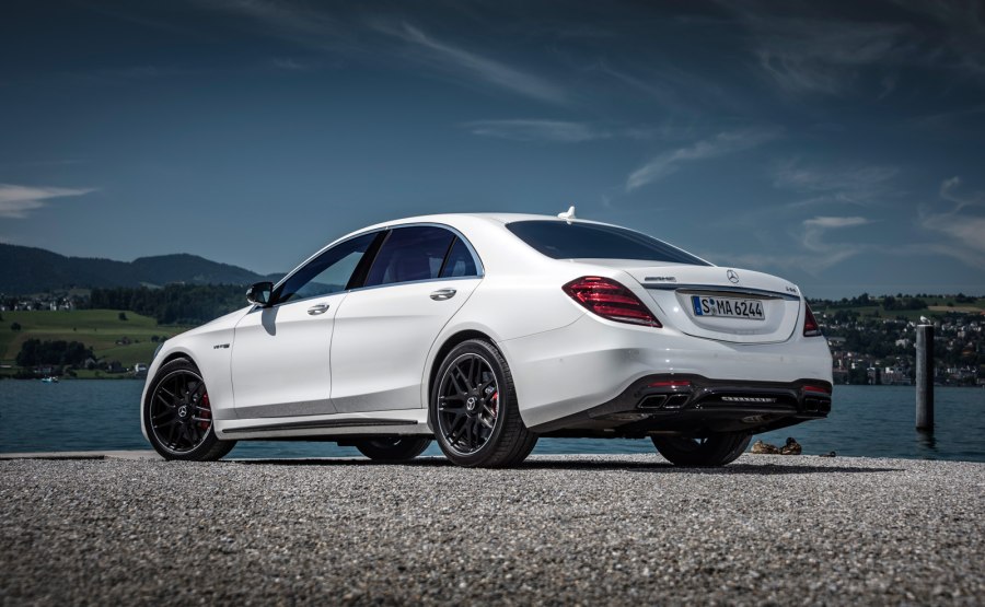 Мерседес Бенц c63s AMG